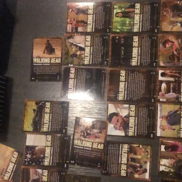 28 walking dead cards for sale - Picture 9 of 11